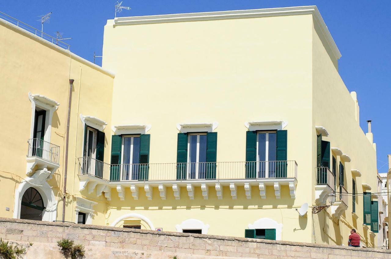 Palazzo De Tomasi B&B Gallipolli Exteriör bild